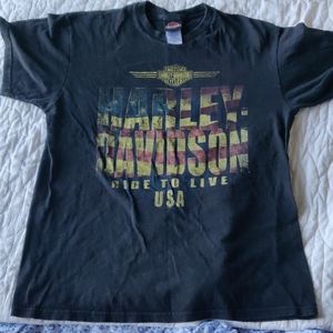 Men's large Harley-Davidson mother cycle t-shirt
